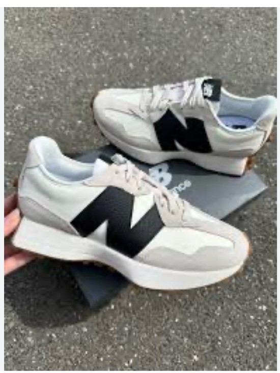New Balance Shoes - New Balance Sneakers in Light Gray and Black NWOT Women’s 10.5 Men’s 9 EU 42